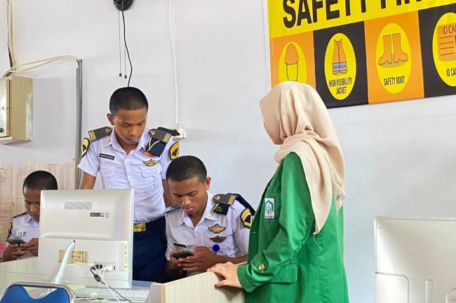 Mahasiswa UIN Palopo Kenalkan AI dan Karier Digital di Sekolah Vokasi