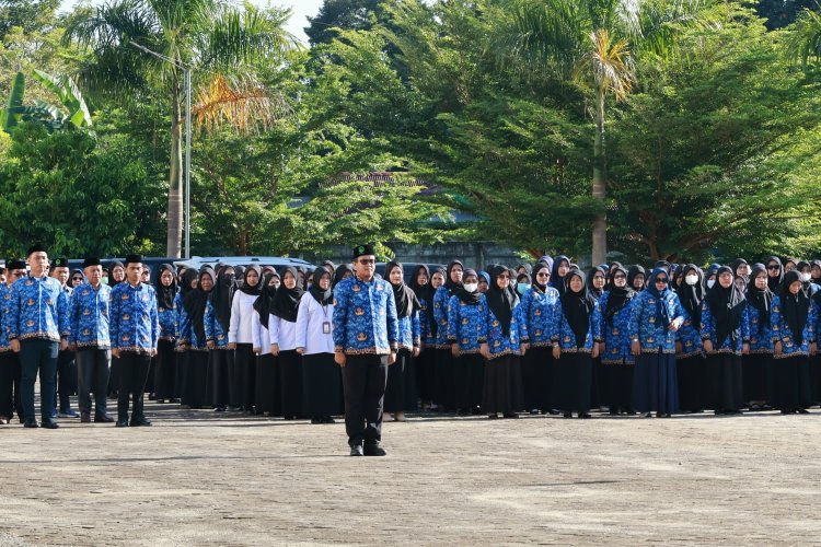Upacara HKN, Rektor UIN Palopo Ingatkan Pentingnya Investasi Kualitas Diri