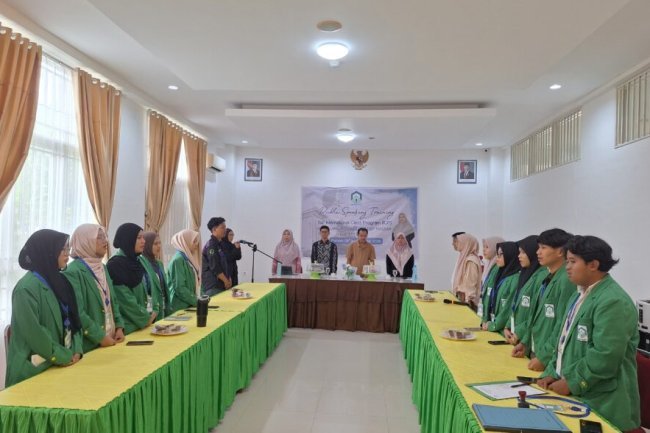 Mahasiswa Kelas Internasional UIN Palopo Ikuti Pelatihan Public Speaking