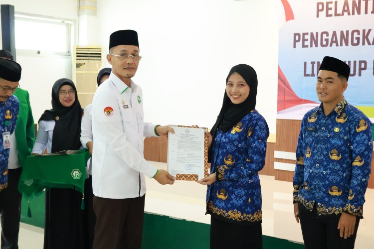 Delapan ASN UIN Palopo Dilantik dalam Jabatan Fungsional Pertama
