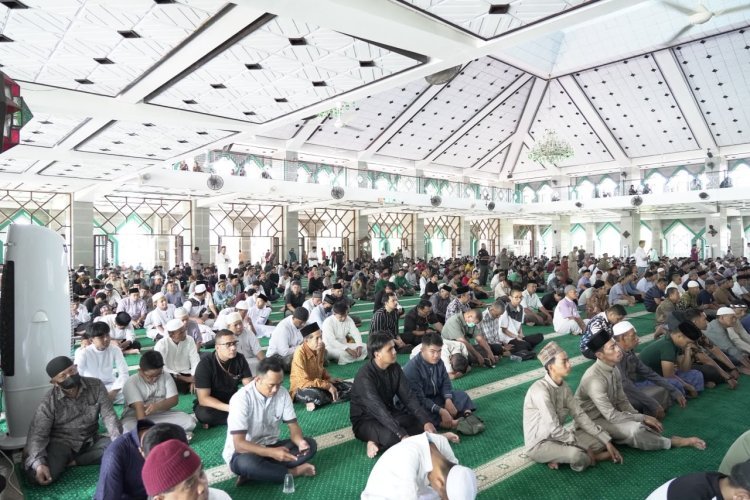Guru Bukan Sekadar Pengajar, tetapi Penjaga Peradaban