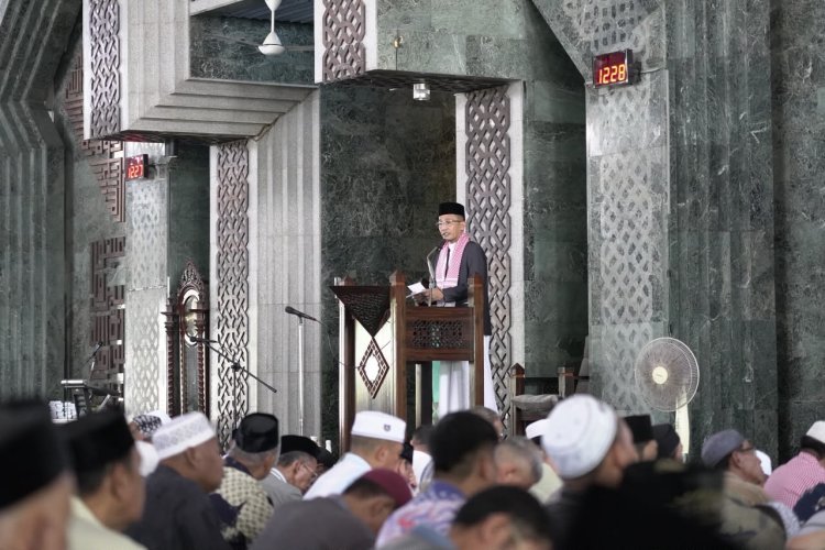 Guru Bukan Sekadar Pengajar, tetapi Penjaga Peradaban