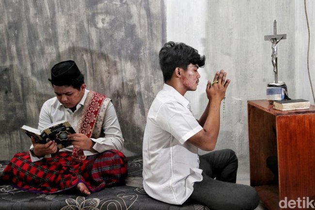Menjaga Akidah Tidak Harus Membenci yang Berbeda
